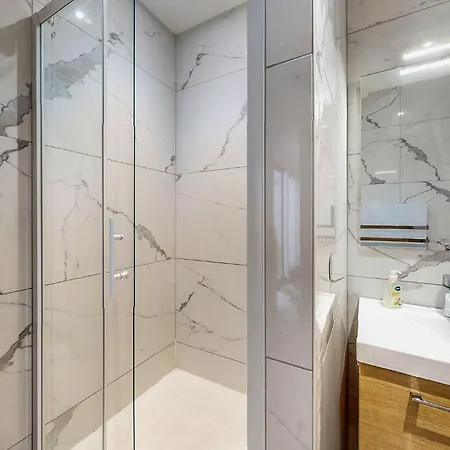 Gorgeous In With Wifi בית נופש *