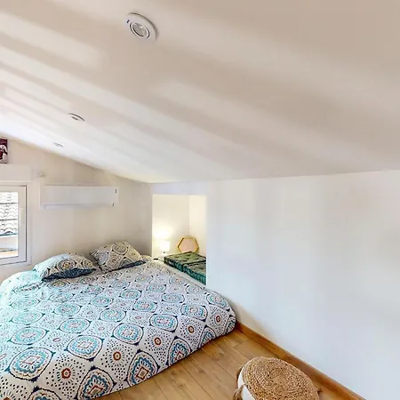 Gorgeous In With Wifi *