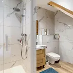 Dom wakacyjny 2 Bedroom Amazing In Royan