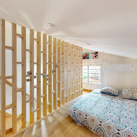 Gorgeous In With Wifi Ρουαγιάν