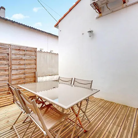 Hébergement de vacances Nice Home In Royan With Wifi Royan