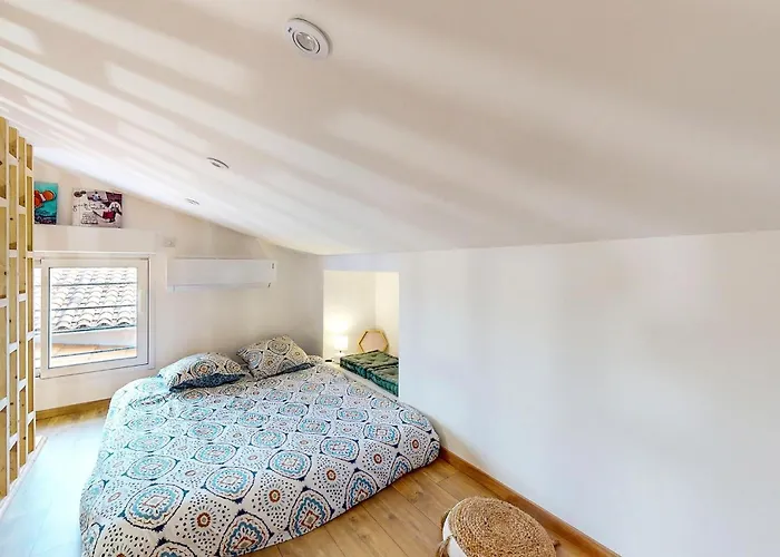 Gorgeous In With Wifi *